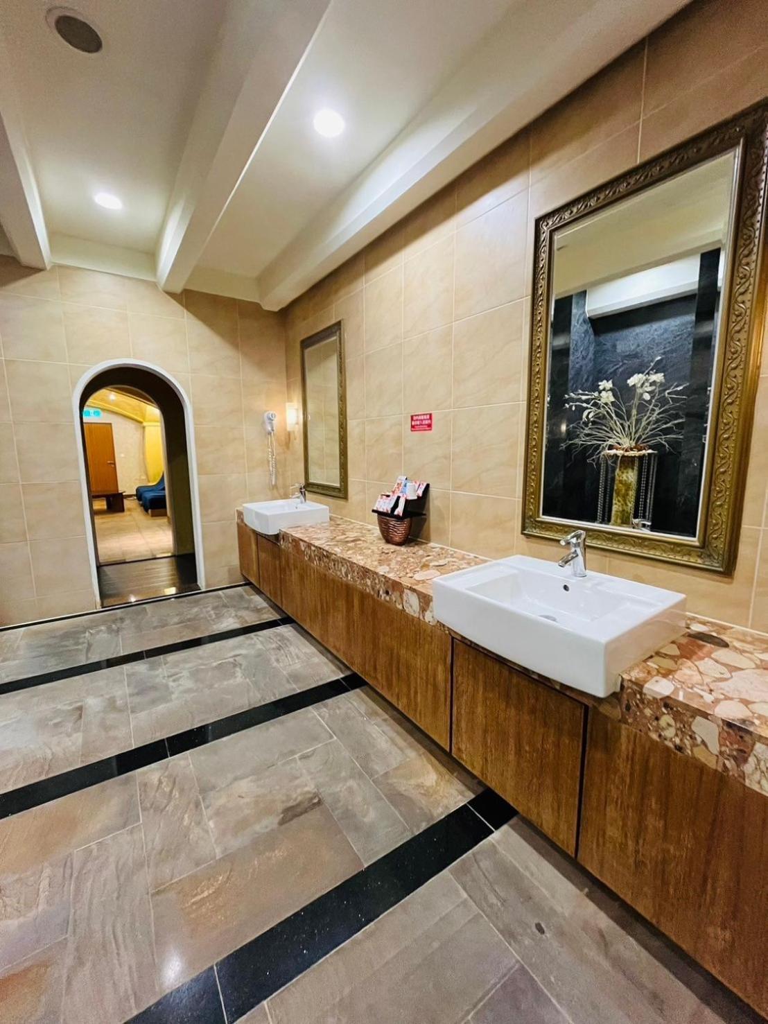 Walker Motel Taipei Dış mekan fotoğraf