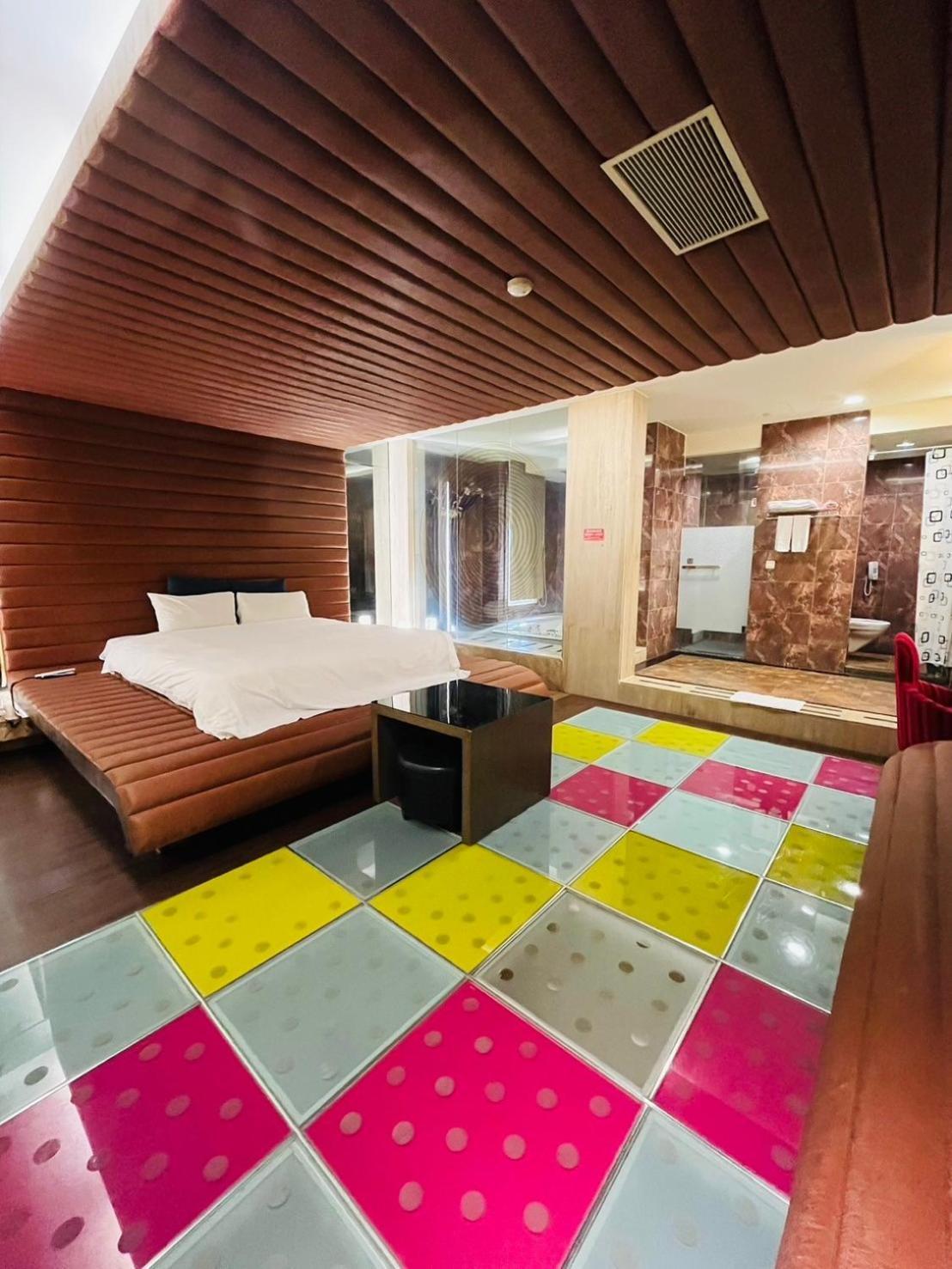 Walker Motel Taipei Dış mekan fotoğraf